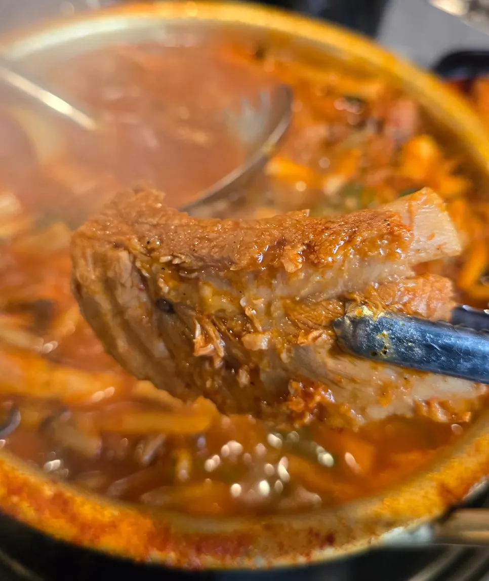 Photo of the mild braised back ribs sauce