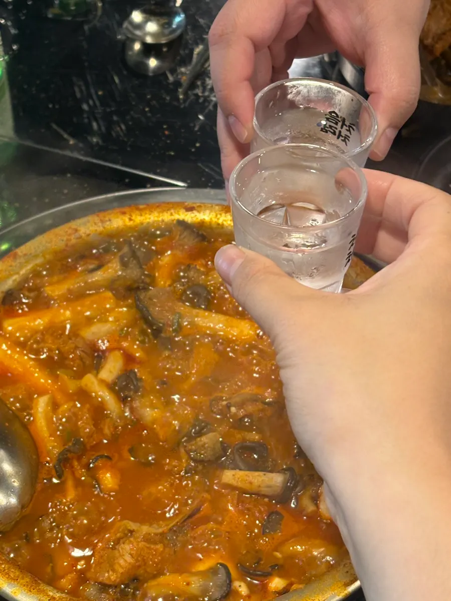 살코기가 붙은 돼지등갈비찜