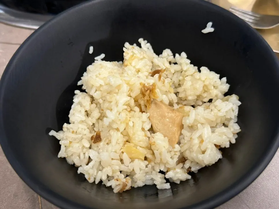 A table with boiled pork and jjukkumi stir-fry together