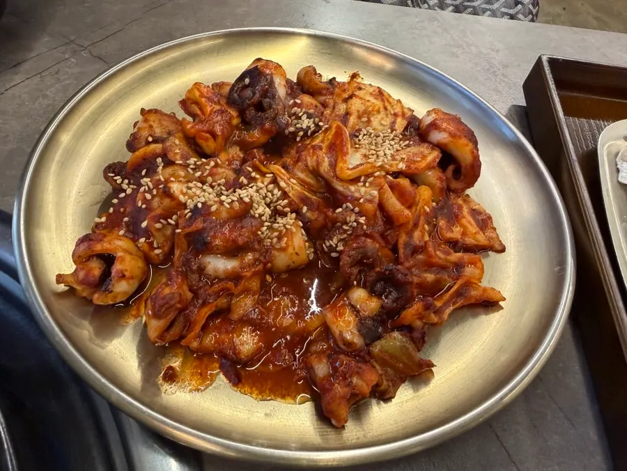Shabu meat dipped in savory soy sauce