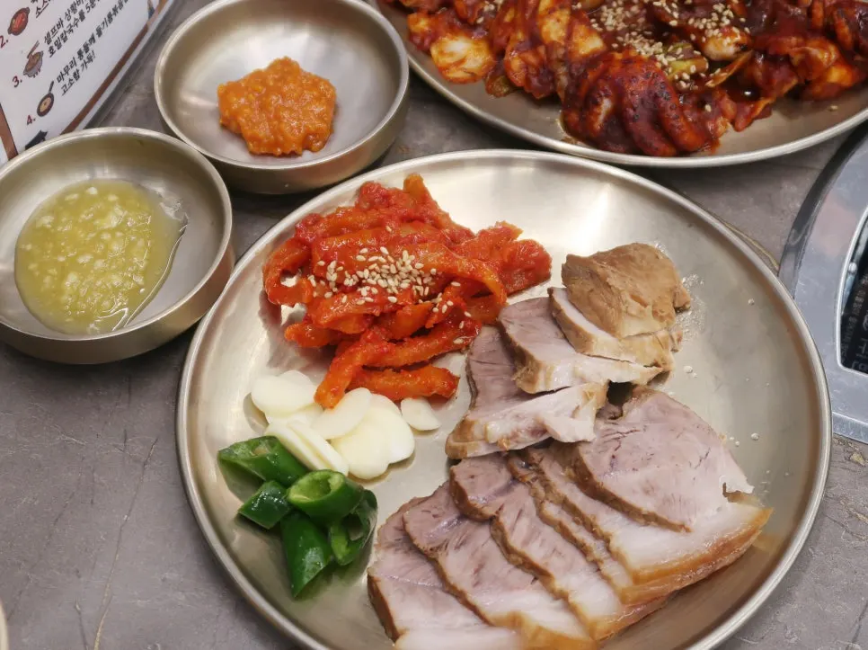 한상가득 스페셜 상황샤브칼국수 상차림