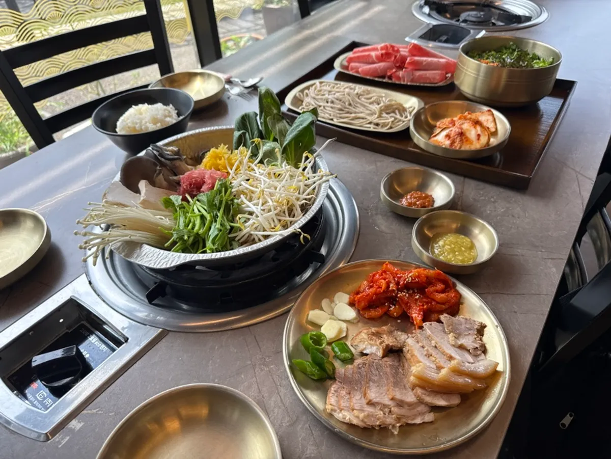 호밀원샤브칼국수 김포본점 대표 사진
