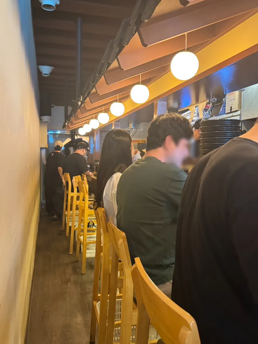 Bar-table interior of Gin Jaryoko Ansan Gojan Branch