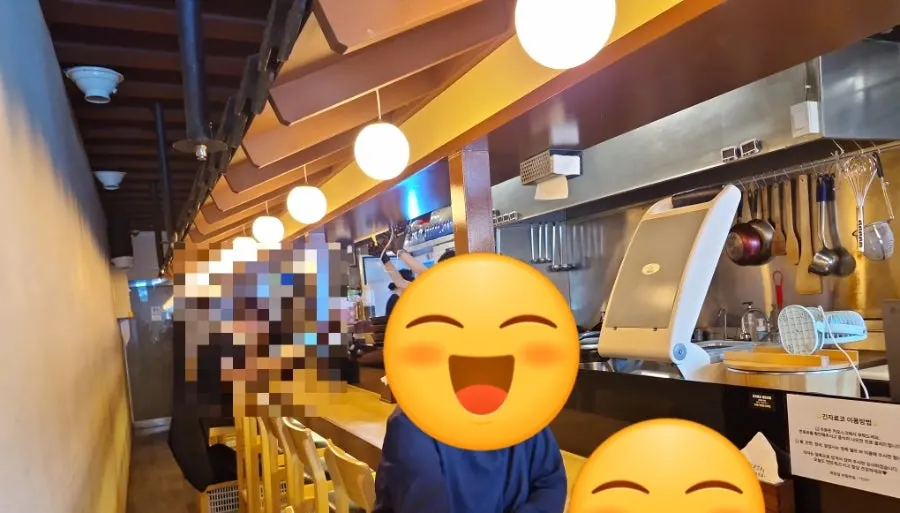 Wide shot of the interior of Gin Jaryoko Ansan Gojan Branch