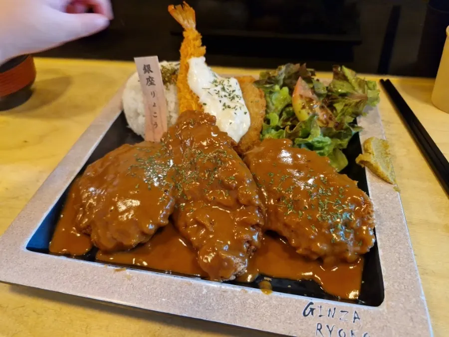 Entrance of Gin Jaryoko Ansan Gojan Branch with a Japanese-restaurant feel