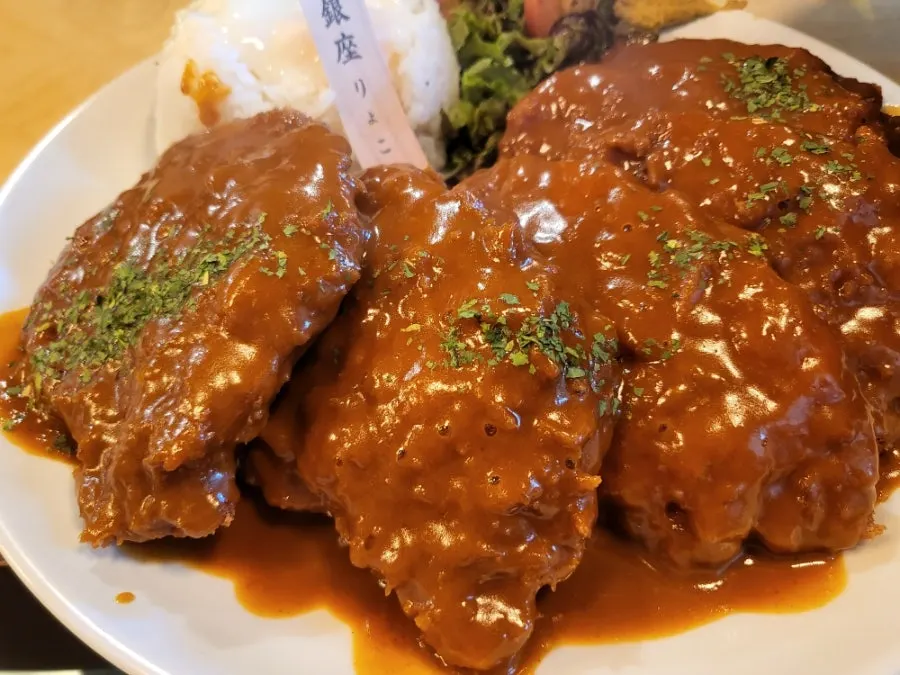Western-style pork cutlet plate topped with demiglace sauce