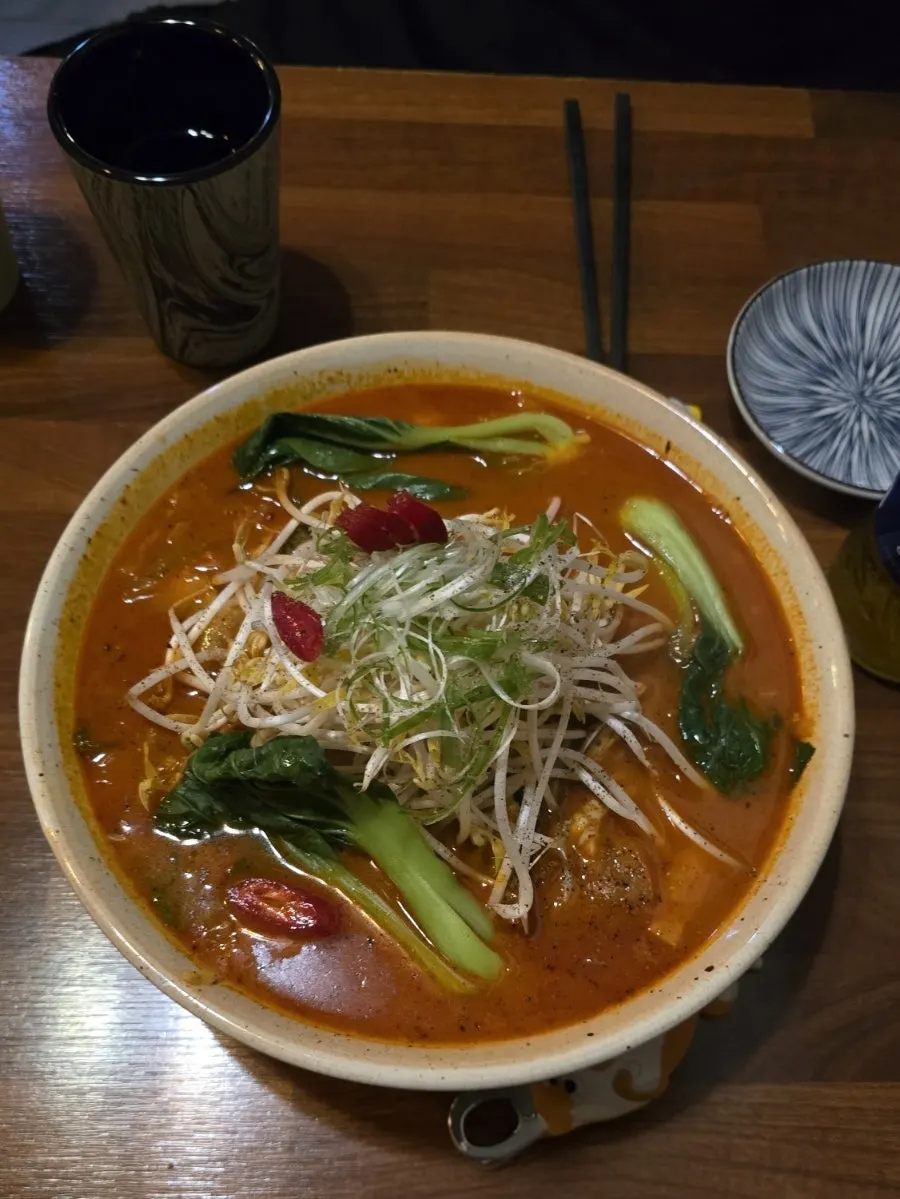 차갑게 유지된 생맥주 한 잔