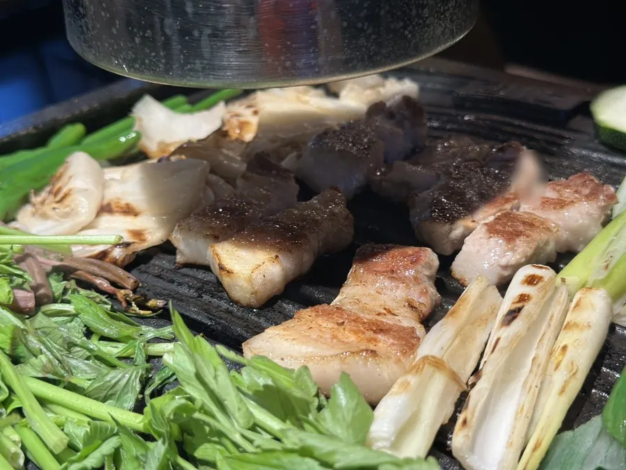 부위별 숙성 한돈 구이 접시