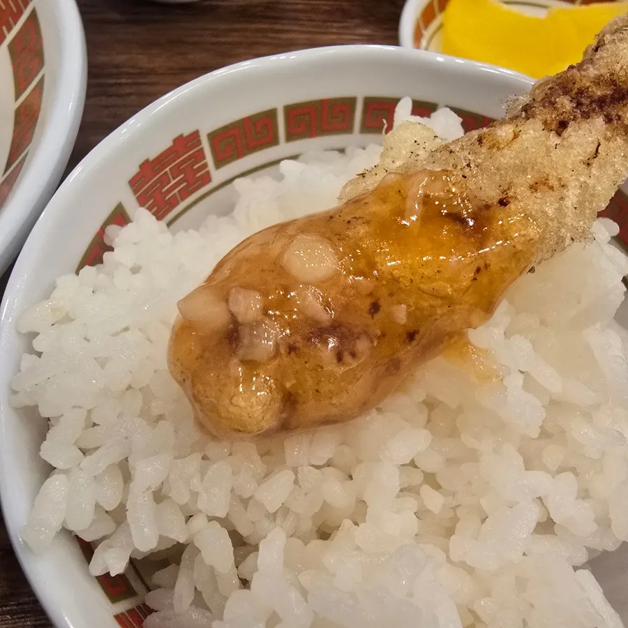 Garlic tangsuyuk paired with plain white rice