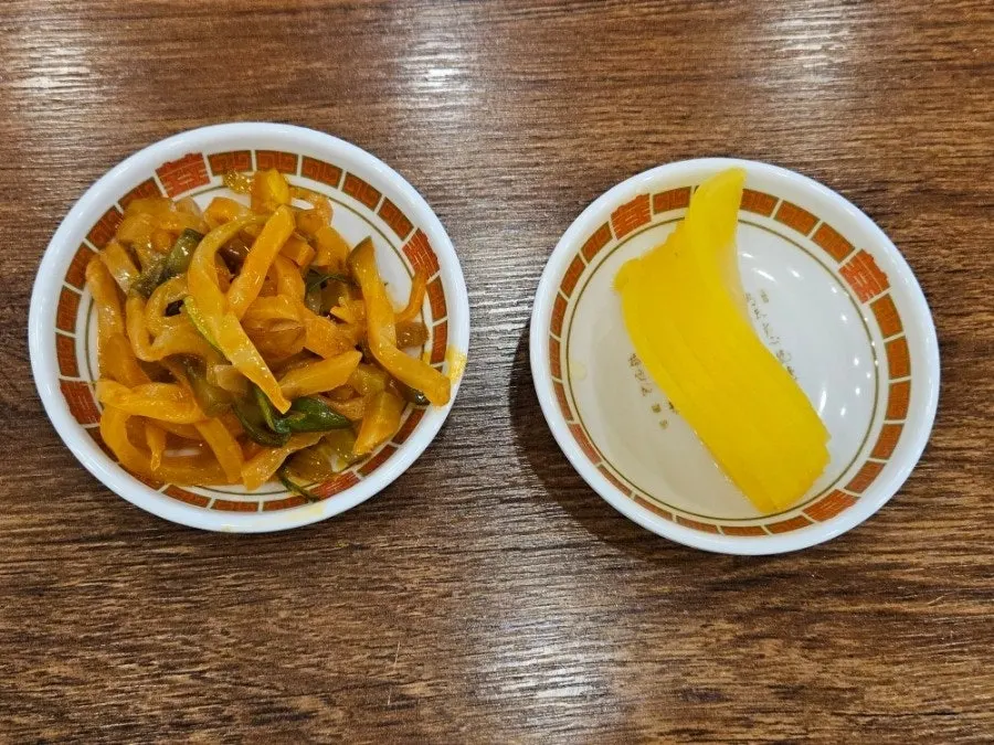태블릿으로 주문하는 글로리웍스 테이블