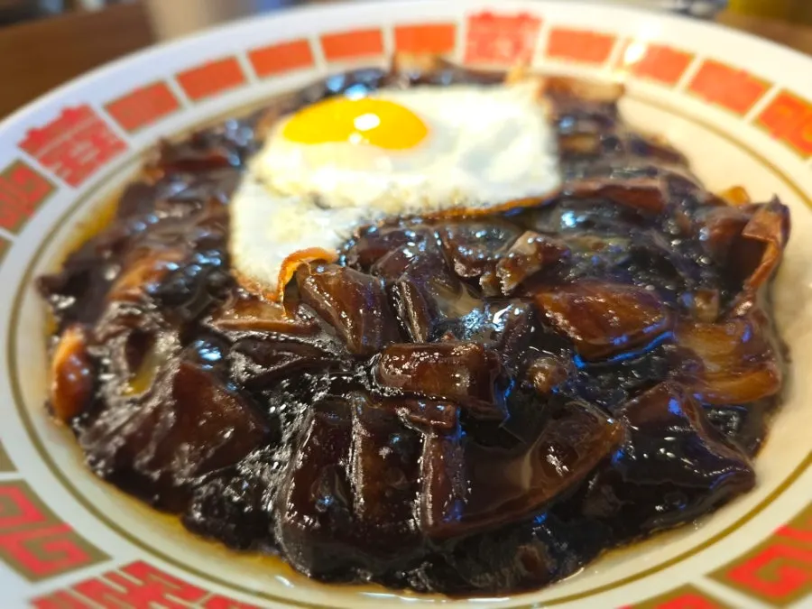 Jjajangmyeon and tangsuyuk ordered at Glory Works