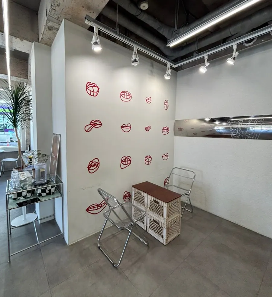 Café space with mural