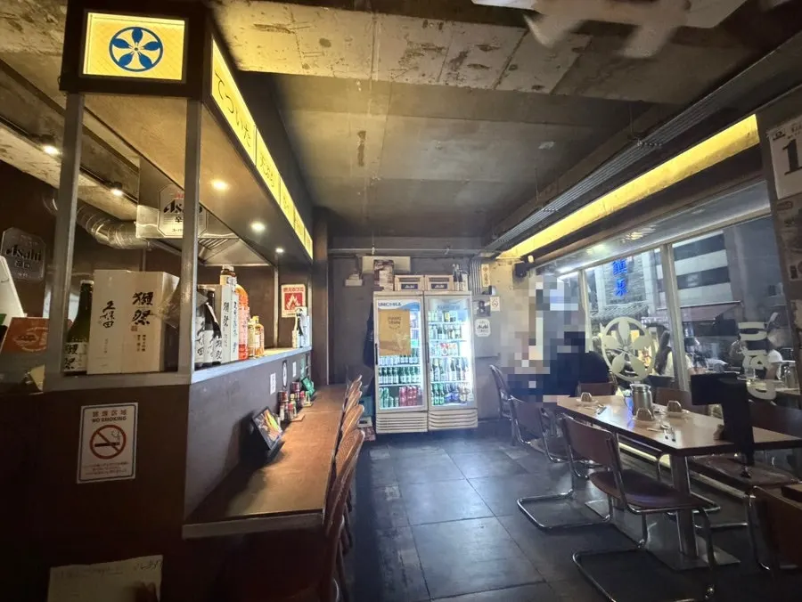 고부시 논현점 실내 좌석 공간