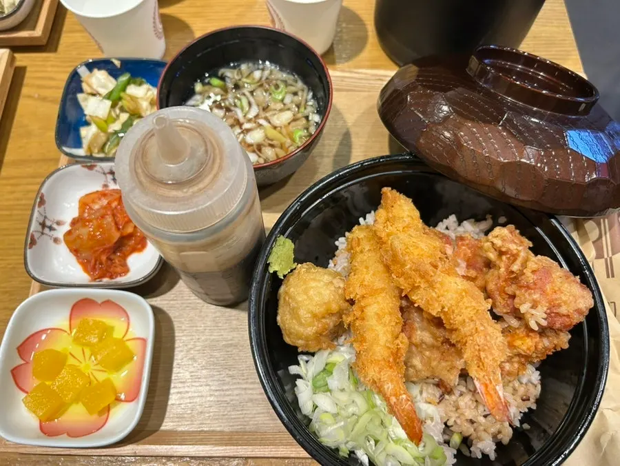 Shrimp chicken tendon and mini udon set