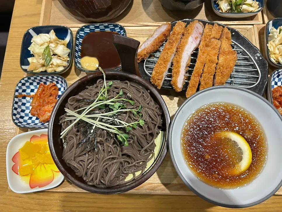 Pork loin katsu and zaru soba set spread