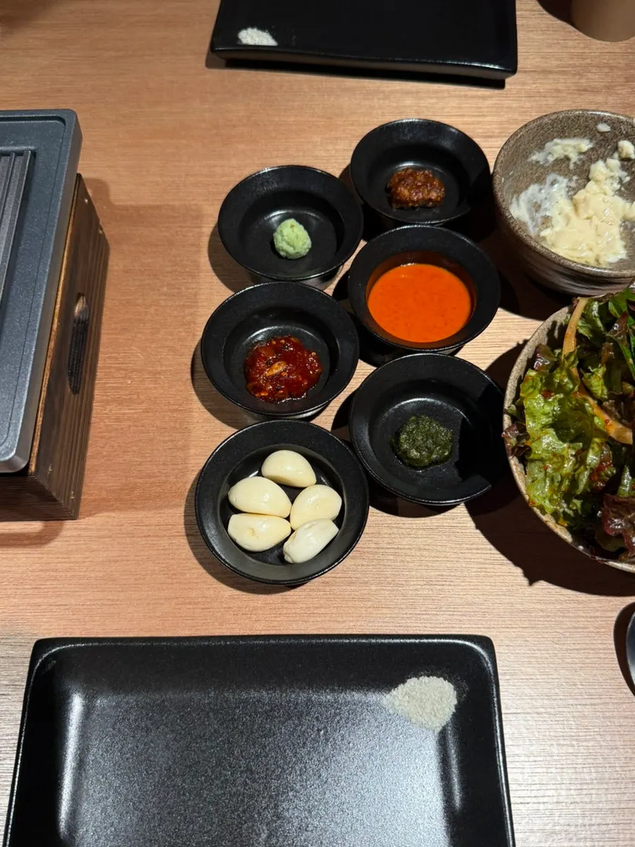 Dipping sauces for meat including basil-spinach pesto