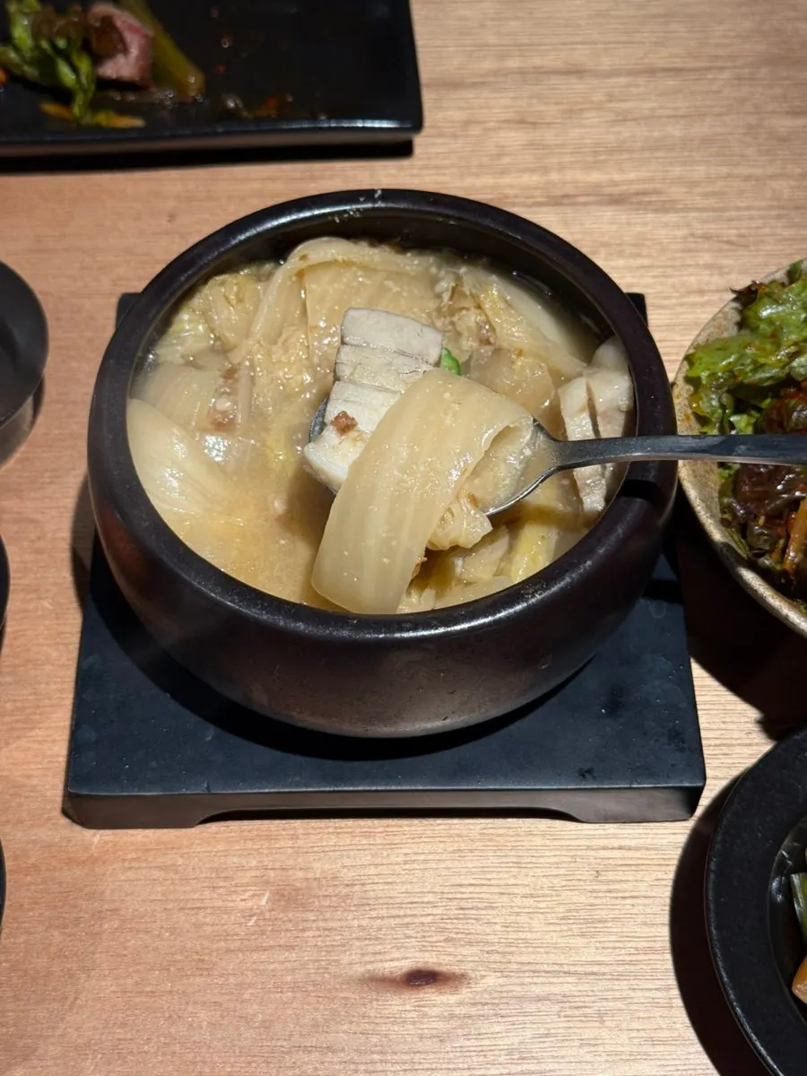 Complimentary baek-kimchi stew given for the opening anniversary