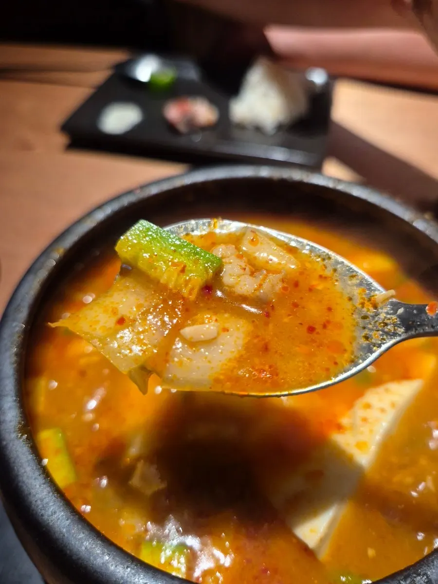고단수 연두부 된장찌개 한 그릇