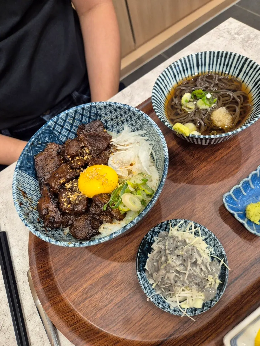 Spicy rib rice bowl and mini cold soba set