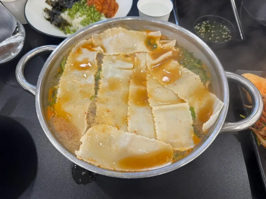 A chewy bite of kalguksu noodles