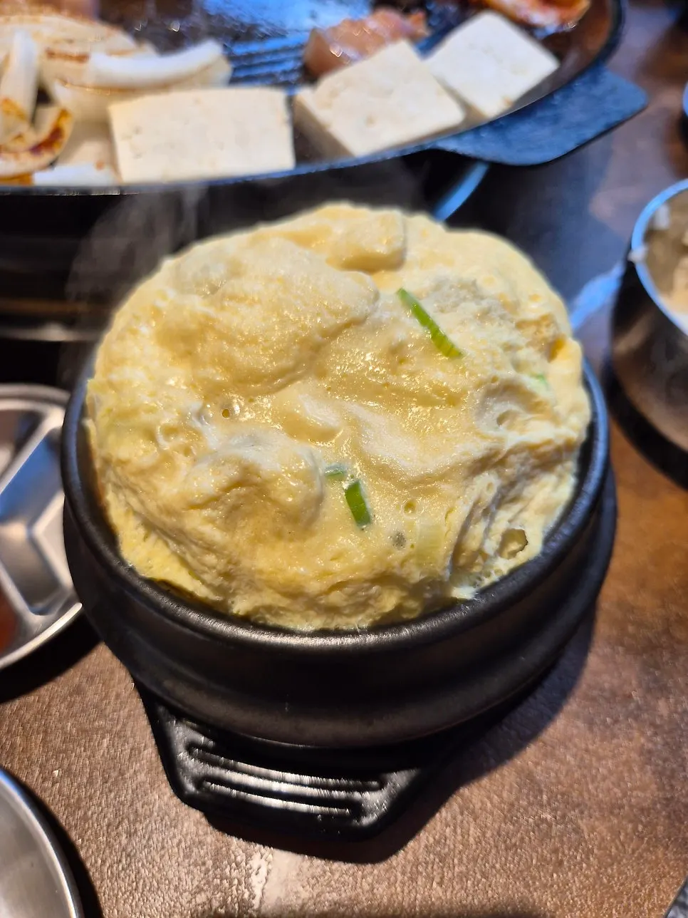 아이들을 위해 내준 김에 싼 삼겹살