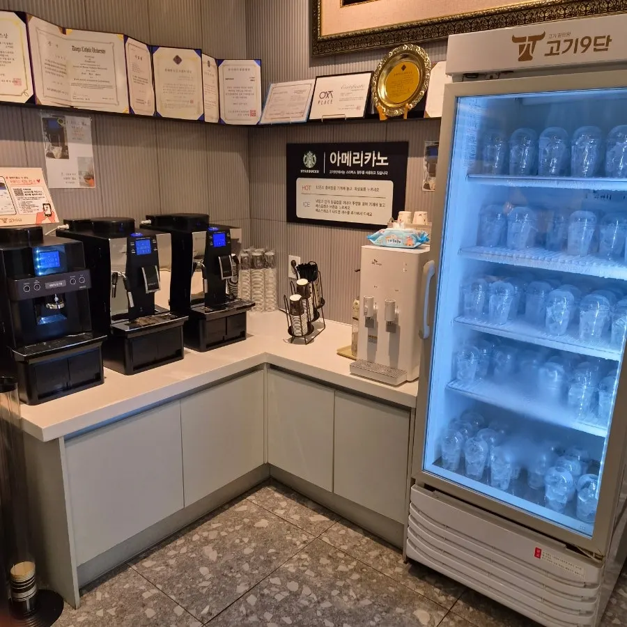 Dessert corner with freshly popped rice cakes and coffee
