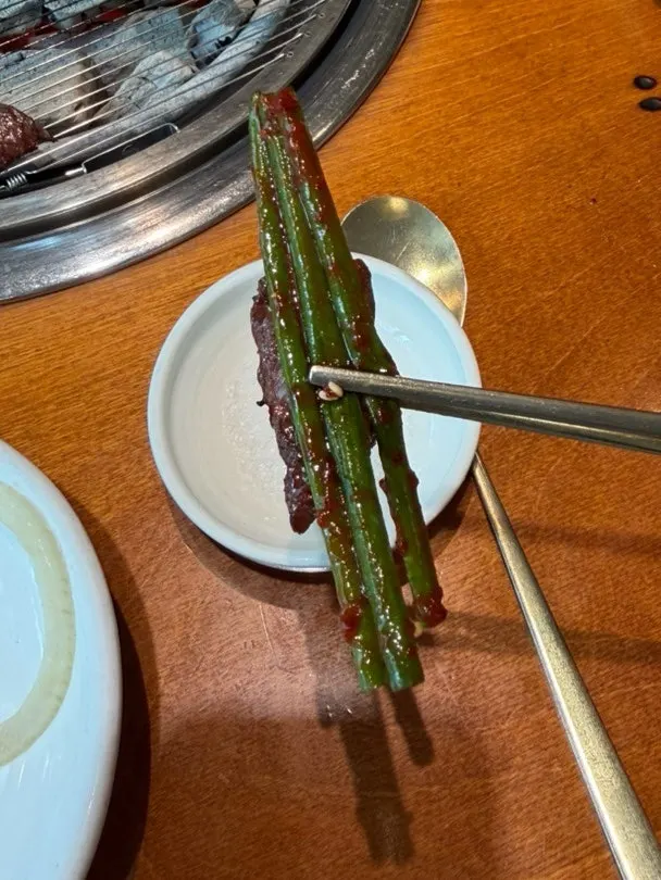 파김치와 곁들인 구운 소고기