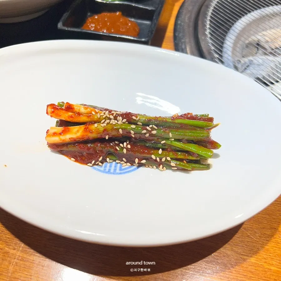 A plate of marinated crab with hearty crab meat