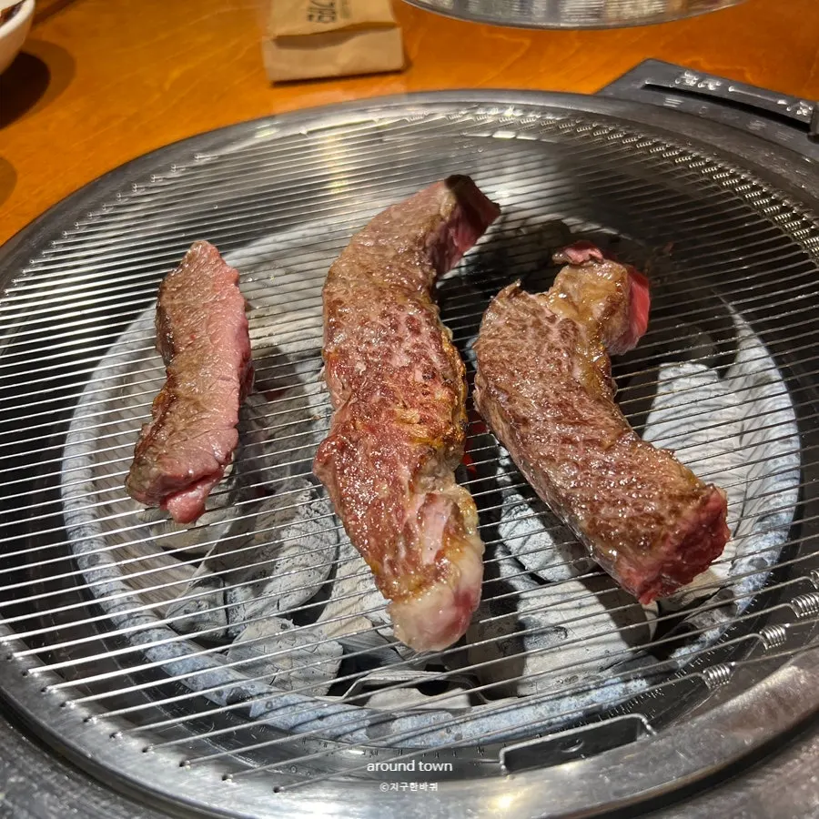 A piece of hanwoo grilled and ready to eat