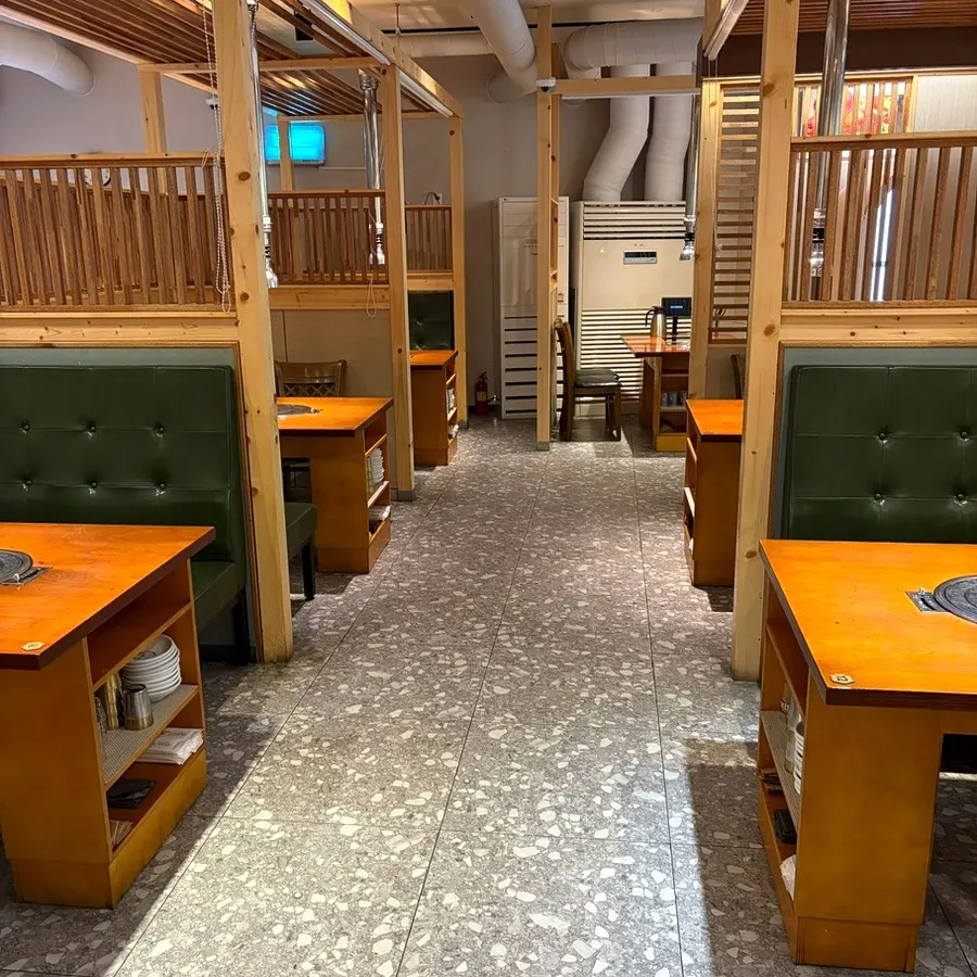 Spacious dedicated parking lot beneath the restaurant