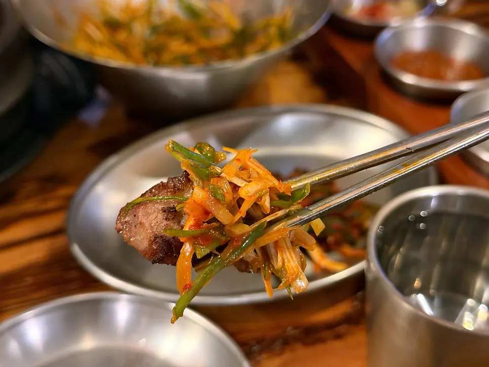 Grilled meat topped with myeongran