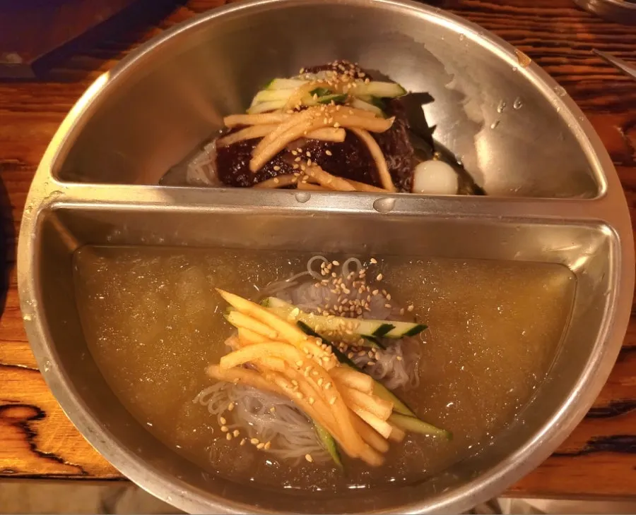 숯불에 구워지는 한우 등심