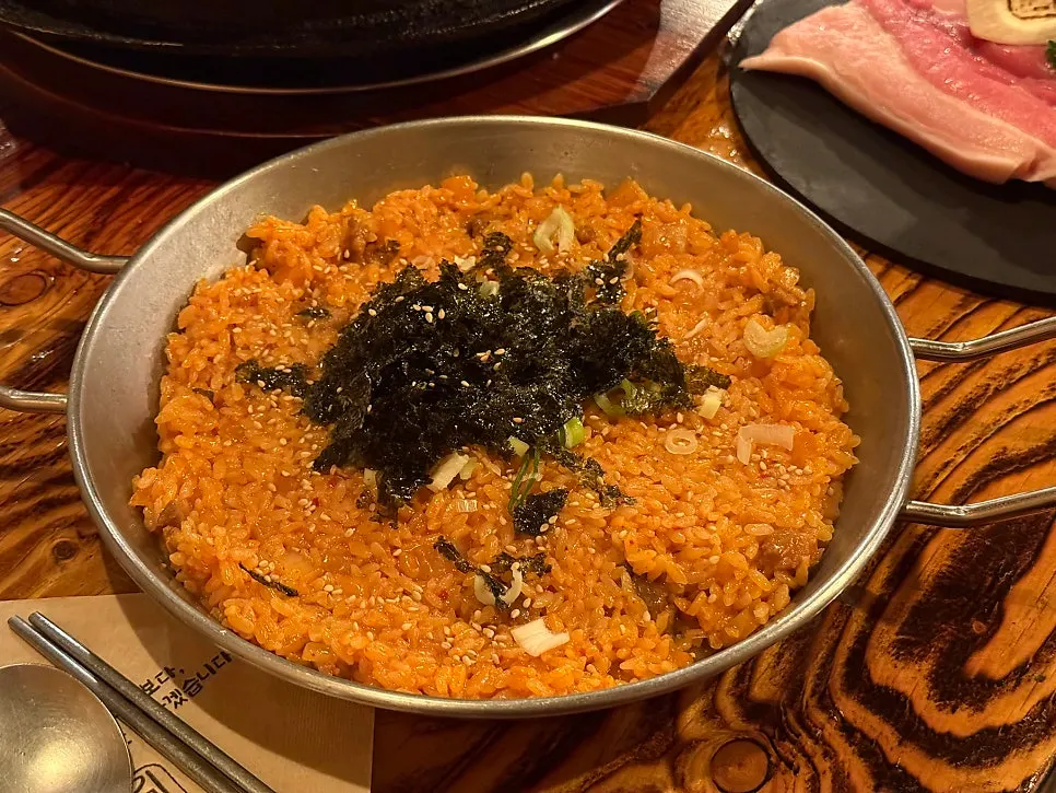 Diced-radish fried rice with beef tendon mixed in