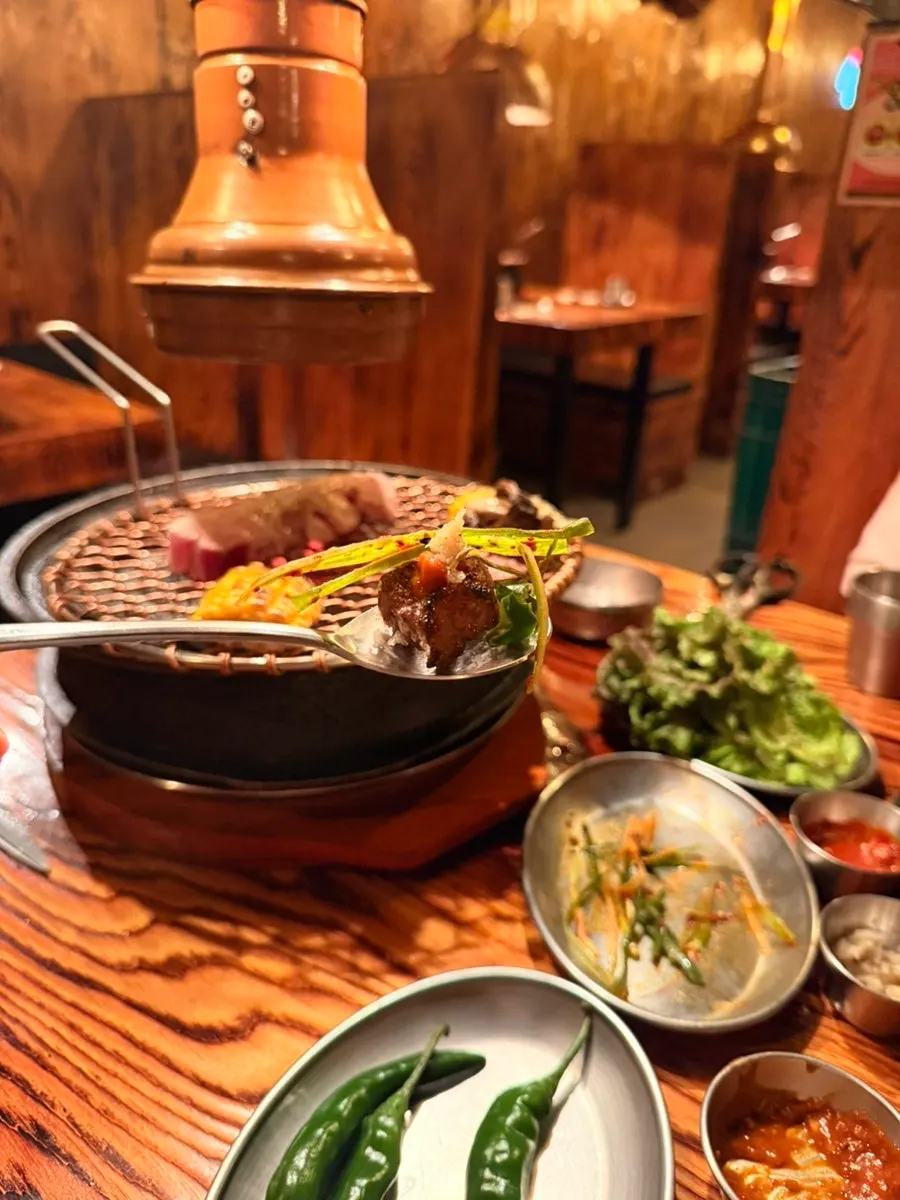 소금에 찍어 먹는 목살