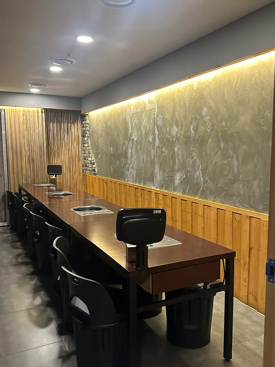 Group room seating at Gogit-ri 88beonji