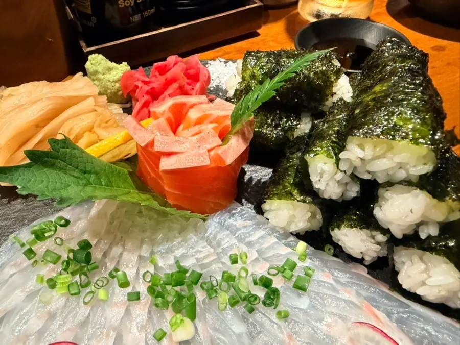 대광어 시오삼합 소금김밥 클로즈업