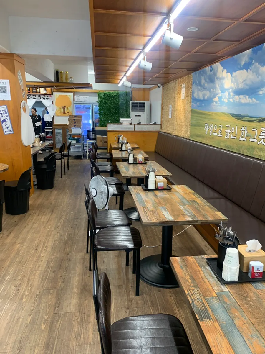 The restaurant around 2pm, after the lunch rush had passed