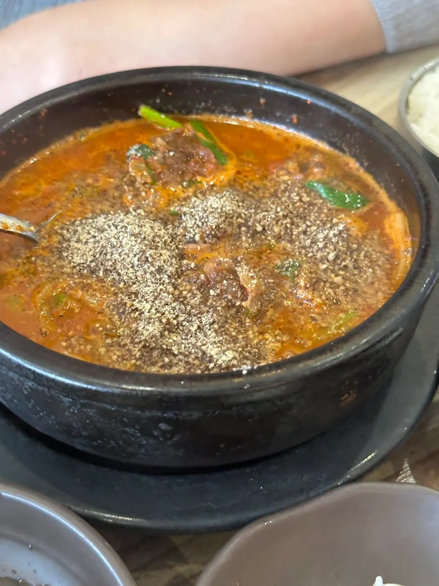 들깨를 넣은 얼큰 순댓국