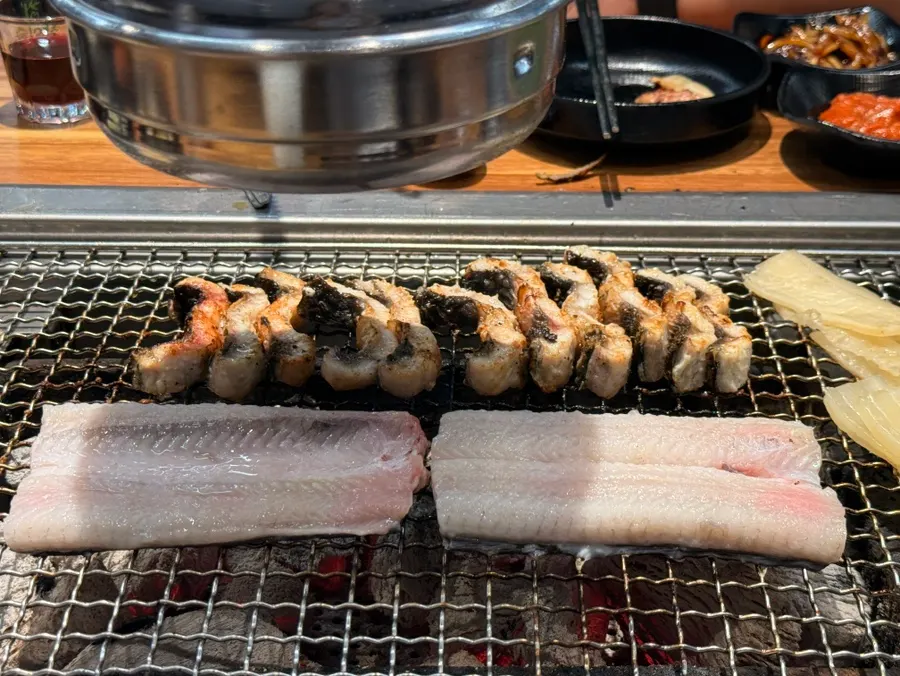 Charcoal grill used for cooking eel and meat