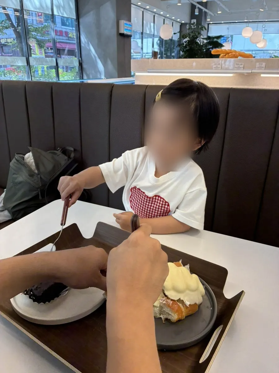 플라워팟카페 브라우니 클로즈업