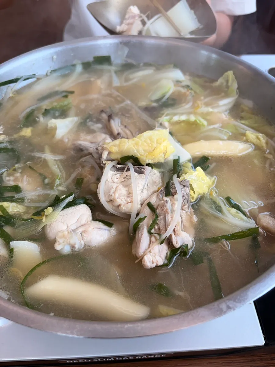 Chicken lifted out after cooking for 10 minutes