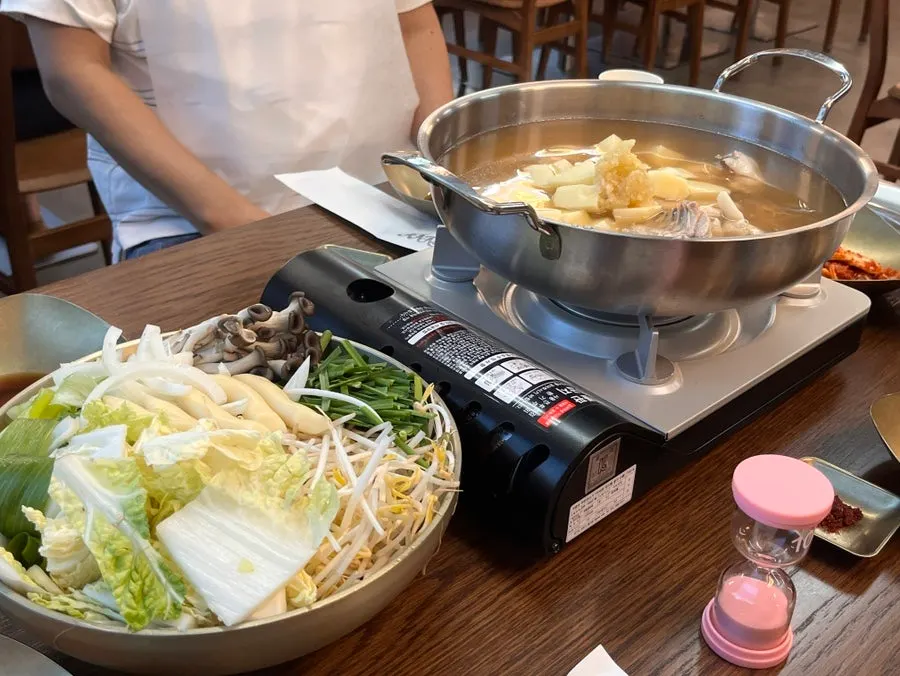 대구식 닭한마리 세트 2인분 상차림