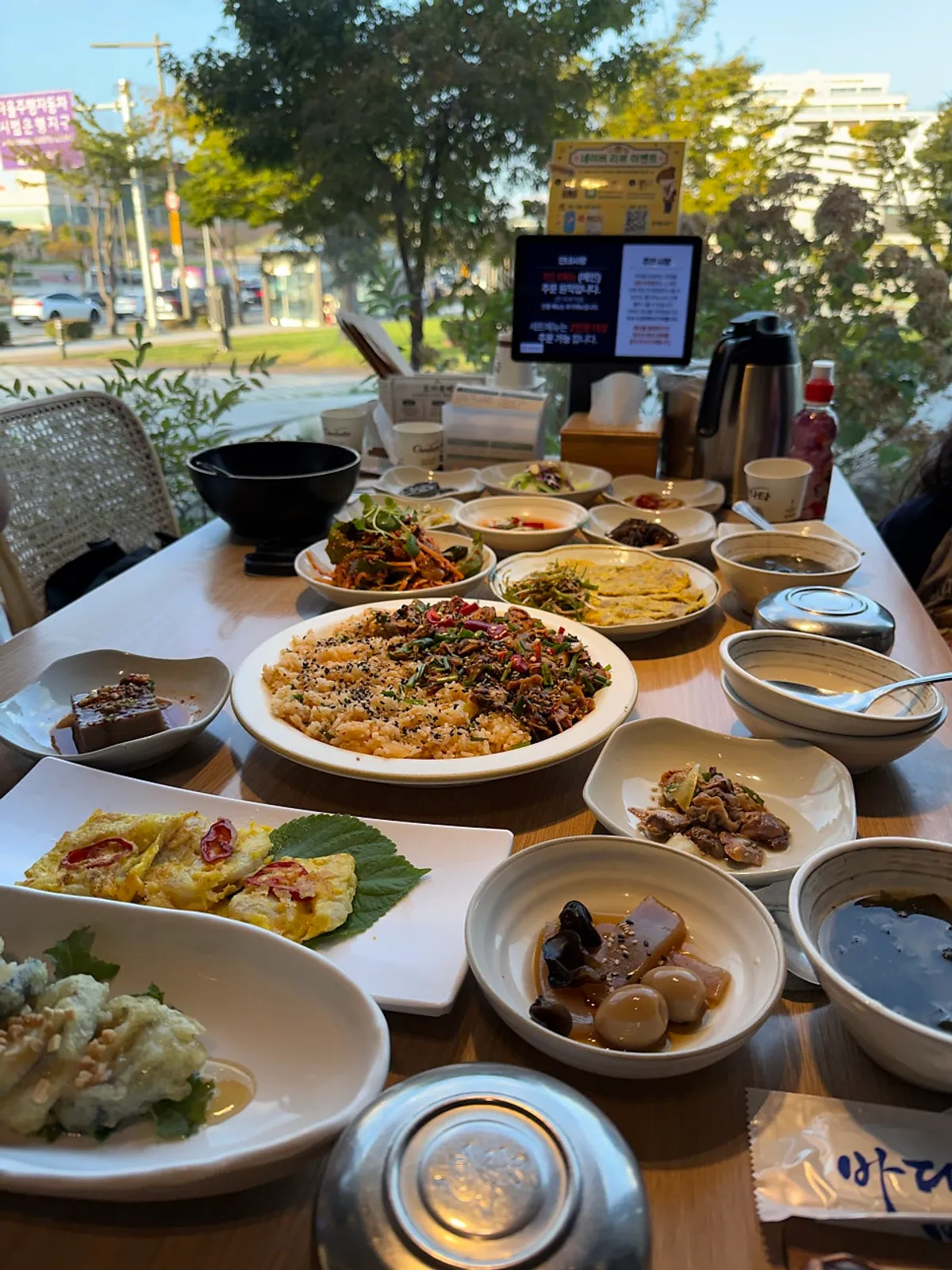 꼬막비빔밥과 육전한상 2인 한상차림