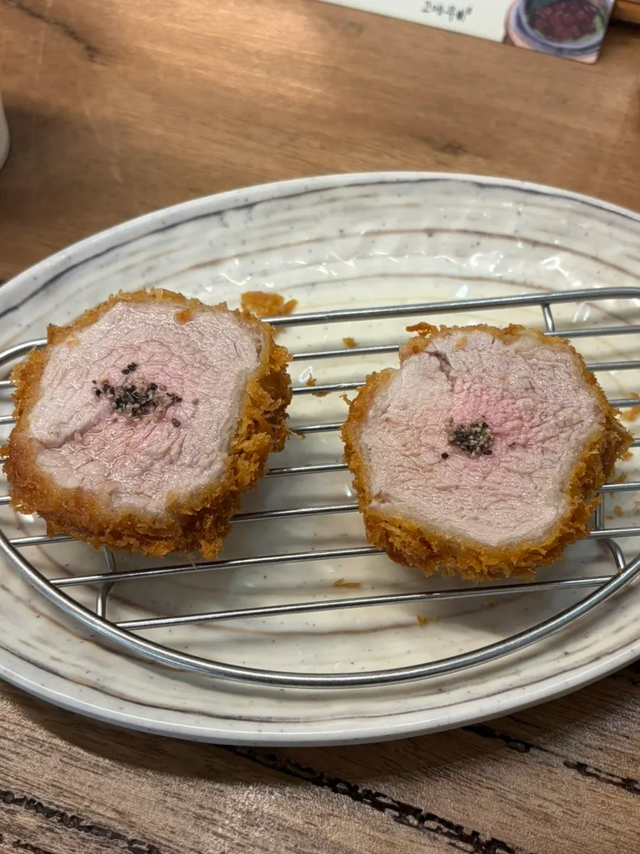 장어 육수가 담긴 보온병