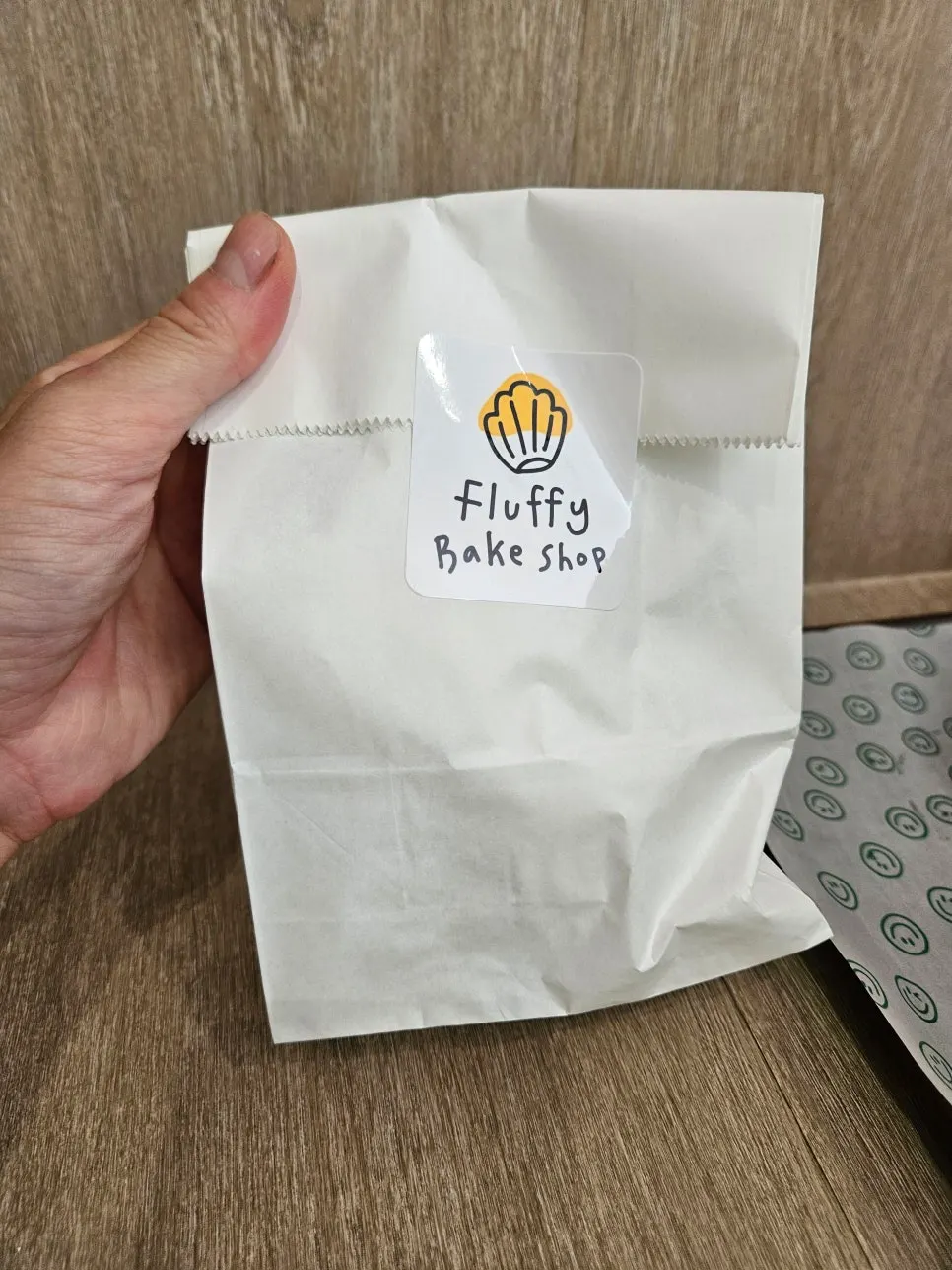 Fluffy Bake Shop pros and cons
