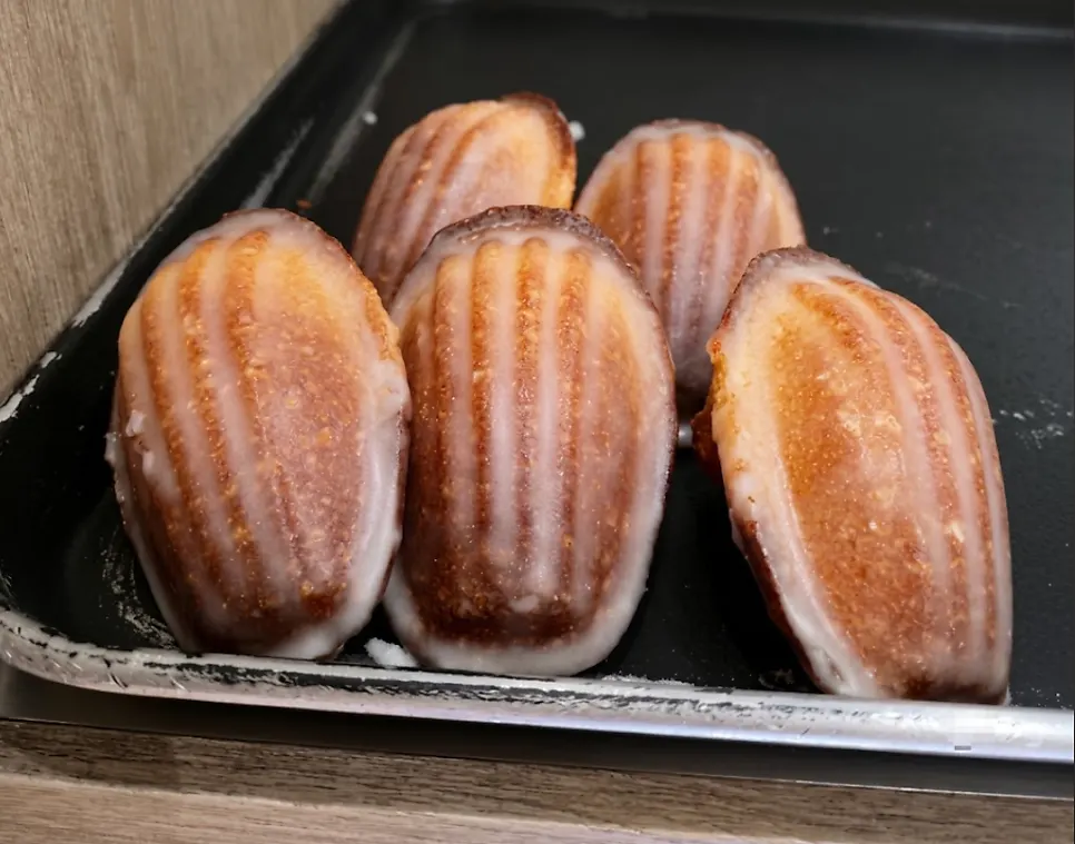 Fluffy Bake Shop baked treats