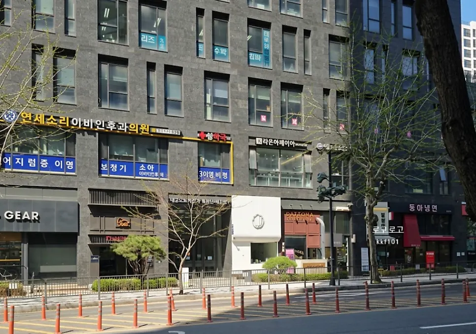 Route from Gongdeok Station to the shop
