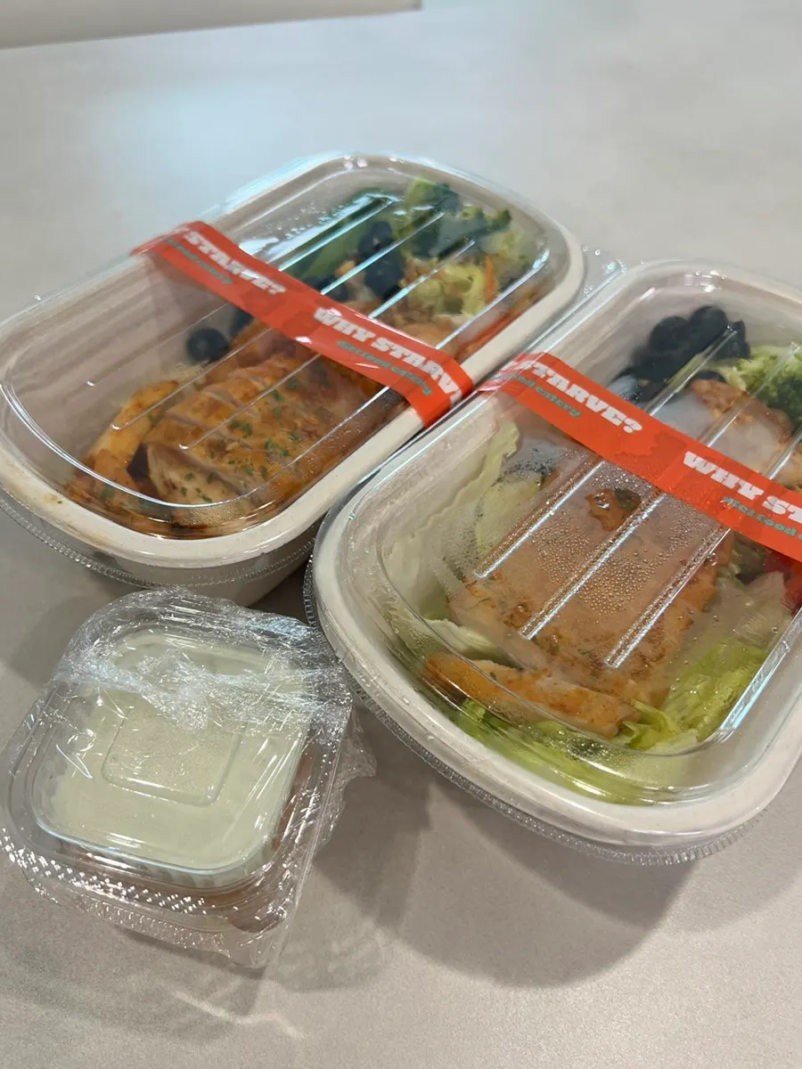치킨라이트 프로틴박스 두 개 포장