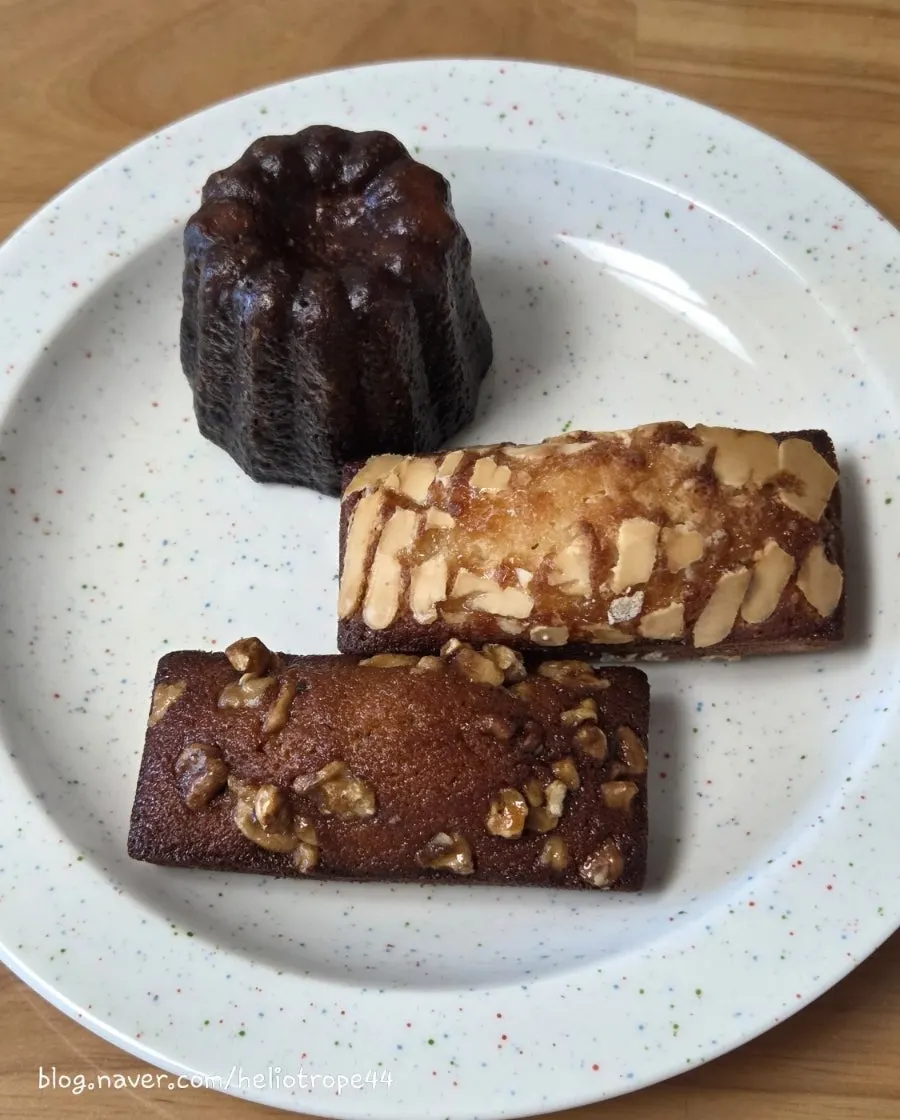 Baked goods shaken during transport