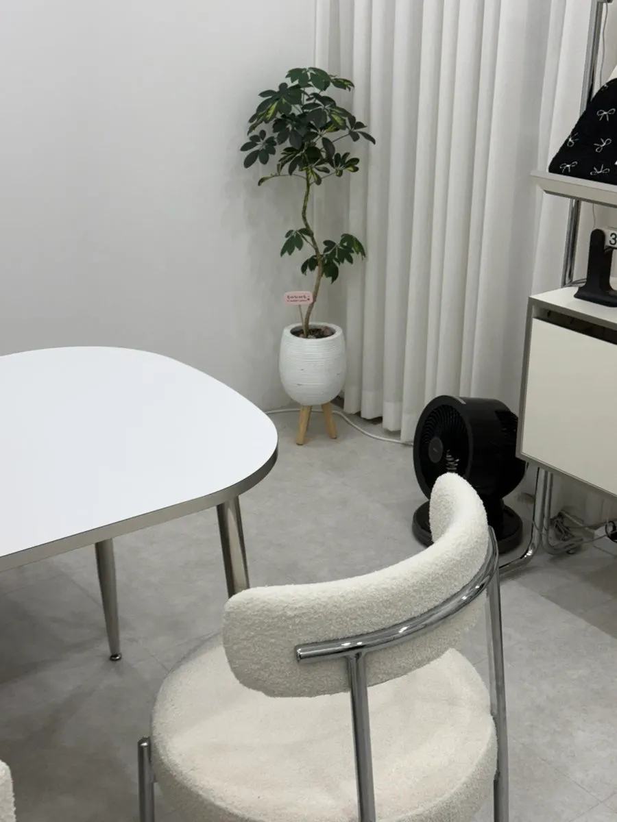 Stylish and comfortable interior space of Iyo Shop
